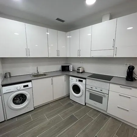 Montalvo Metropolis B Apartment *
